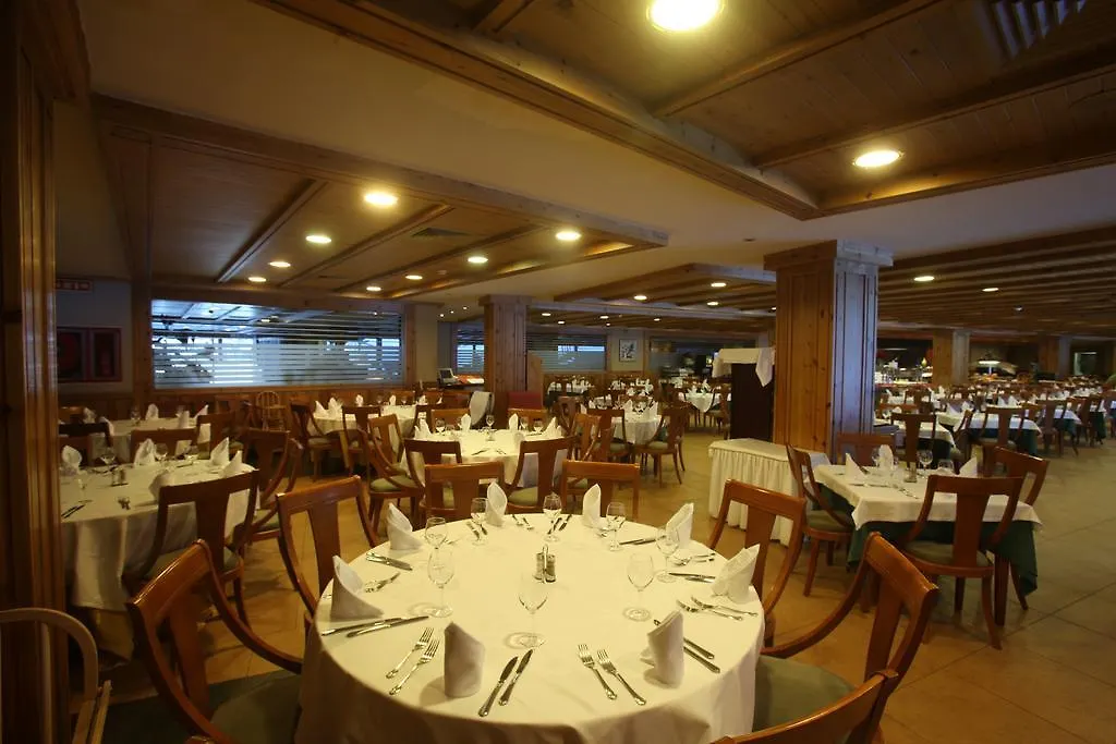 Nordic Aparthotel El Tarter 3*,